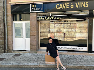 Photo n°13 de MiChri thecaveavins.com à Belle-Isle-en-Terre (Cave à vins)