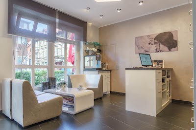 Photos of Salon Marita