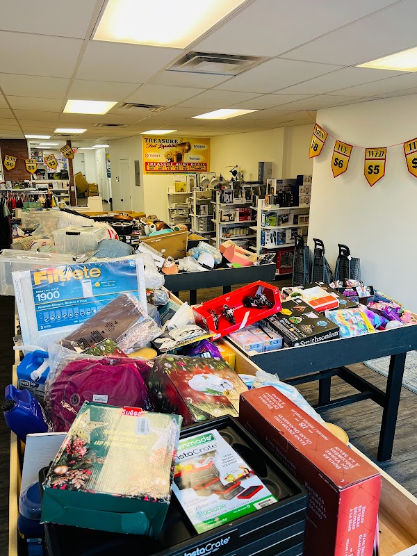 Treasure hunt liquidators photo 1