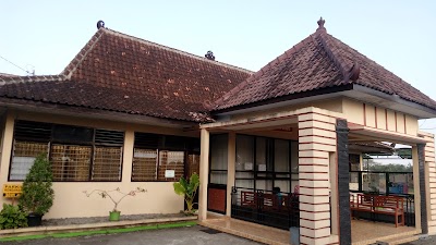 Photos of Village Hall Banguncipto