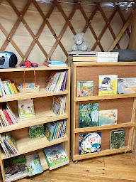 Photo n°5 de Le Chêne Vert à Plaimpied-Givaudins (Association pour la jeunesse)