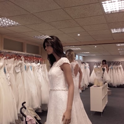 Photos of Tres Chic Bridal and Evening Wear
