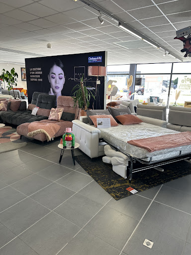 Photo de CHATEAU D'AX (salons,déco) &amp; MON LIT Château d'ax