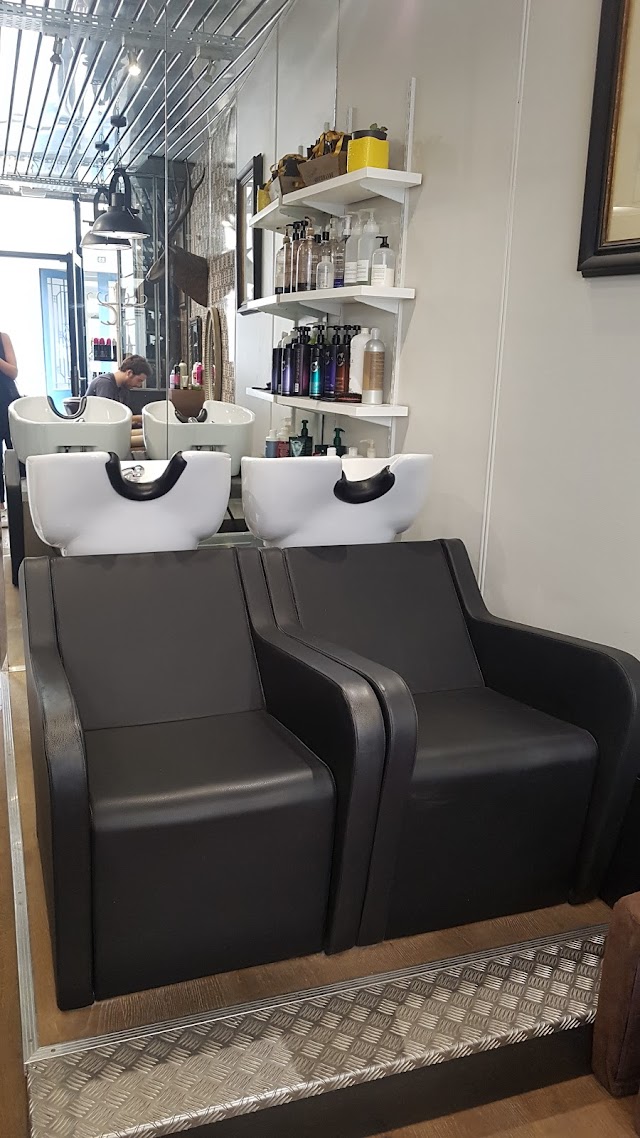 Bouclettes Maison de Coiffure Nantaise