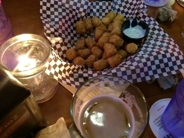 Mock Crest Tavern