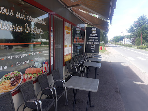 Photo 1 - Avrainville Burger House