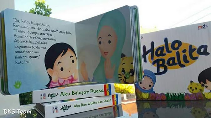 Sahabat Athaya, Author: Fitriah Nur Anggraini