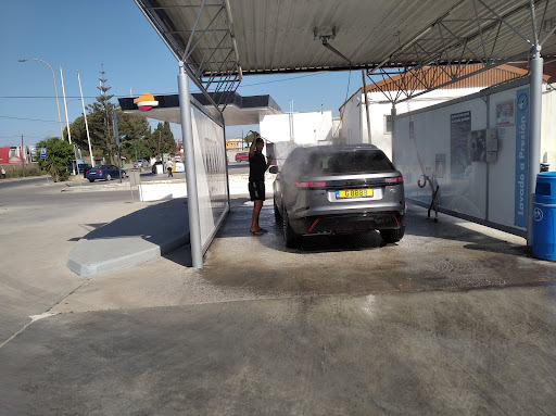 Shell gas station Portichuelos - Thumbnail
