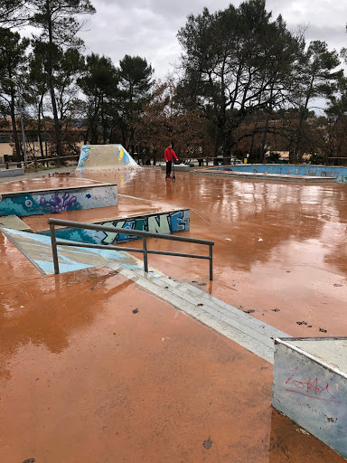 Skatepark de Fuveau Logo