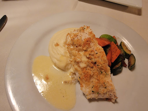 Noah's Restaurant & Lounge Gallery - United States