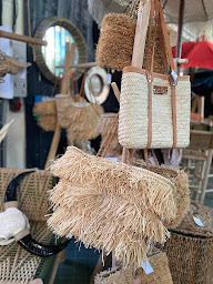 Photo n°7 de Atelier S à Les Pennes-Mirabeau (Magasin d'ameublement et de décoration)