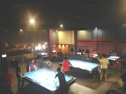 RedBall Jatibening Billiard, Author: Memets Slamet