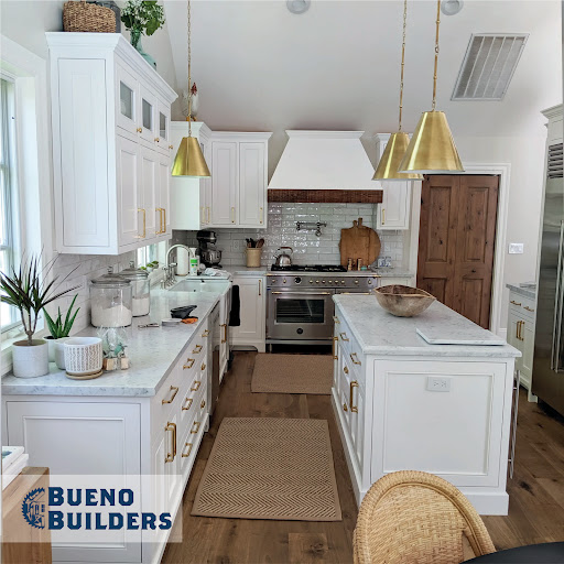 Bueno Builders | Remodeler & Carpenter Bathroom Kitchen in Mountain View