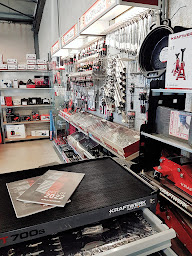 Photo n°2 de Fournitures Auto Bagnolaises à Bagnols-sur-Cèze (Garage automobile)