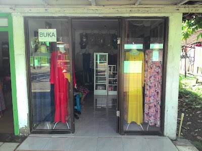 Photos of RATNA Salon & Fashion