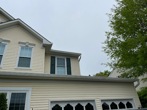 Larry Doyle Roofing & Gutter Logo