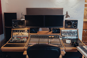 Photo n°2 de Limusic Residential Recording Studios à Limoux (Studio d'enregistrement)