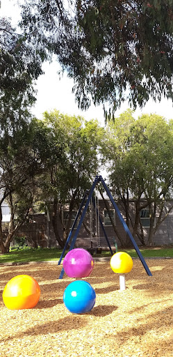 Robertson Street Reserve - Thumbnail