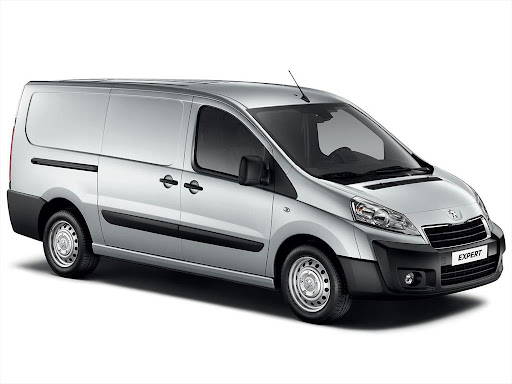 Presta Vehículos De Alquiler