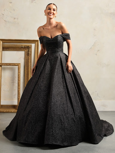 Amanda's Bridal & Tux - Thumbnail