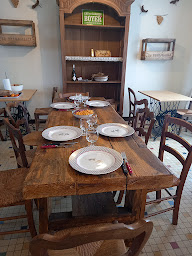 Photo n°7 de La Bréhémontaise / Bar - Restaurant - Epicerie - Dépos de pain à Bréhémont (Restauration rapide)