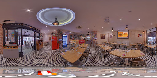 Photo 11 - La Factory Burger