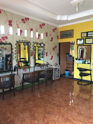 Salon Isa