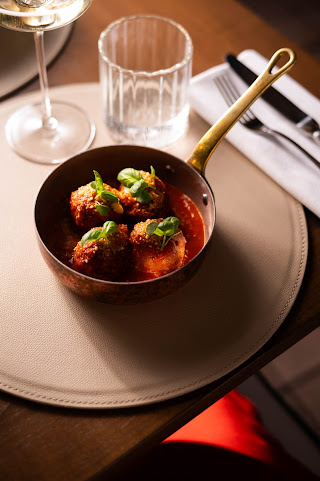 Ceccato Garden Bar by null