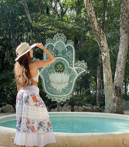 HIPNOTERAPEUTA Y MÉDIUM Nathaly Martinez