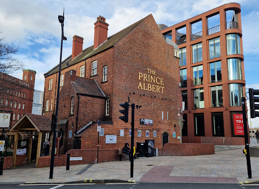 The Prince Albert, Wolves - Thumbnail