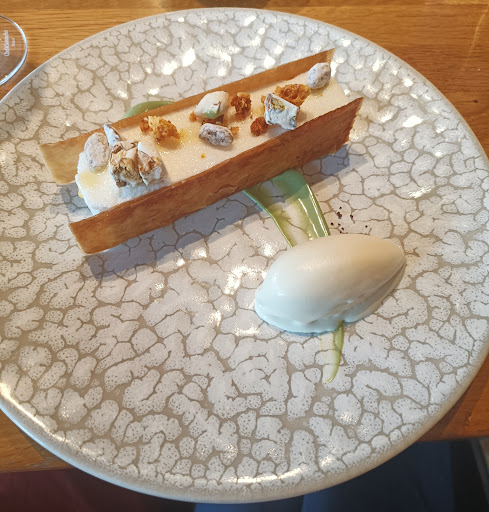 Photo 1 - Restaurant Cyril Attrazic