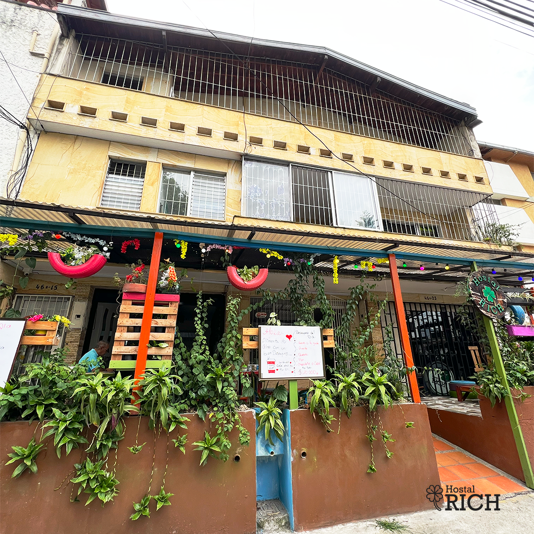 Hostal Paz y Vida // Hostal Rich