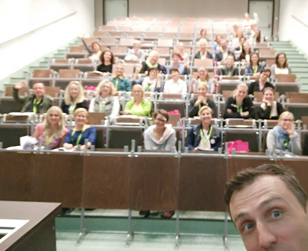 Centrum Języków Obcych Dziewiętnaście 77 - Szczecin