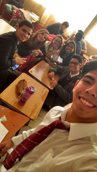 Photos of Colegio Diego Thompson
