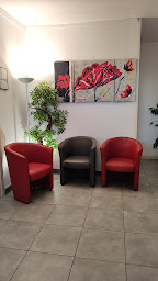 Photo n°4 de Dr Claire Maria - Chirurgien Dentiste à Sainte-Foy-lès-Lyon (Dentiste)