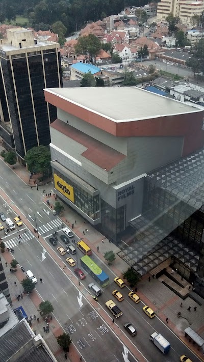 Photos of San Martin Shopping Center