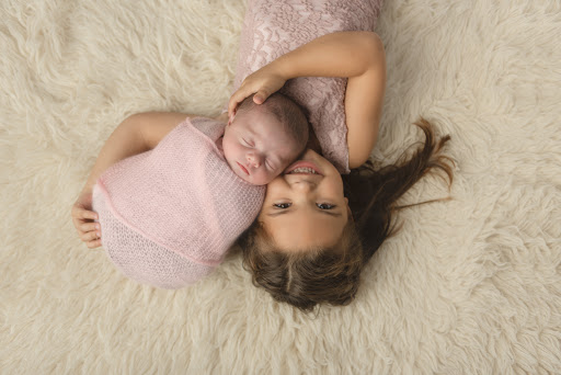 Photo de Stéphanie Bara photographie, photographe bébé grossesse, mariage à Cavignac en Gironde. à Bussac-Forêt (17210)