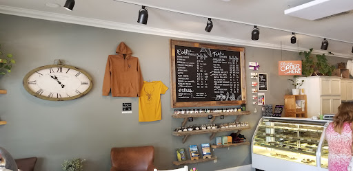 Arrowhead Chocolates - Visual