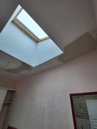 Photo n°32 de EIRL GUERIN Thomas Artisan Peintre à Saint-Sulpice-d'Arnoult (Peintre en bâtiment)