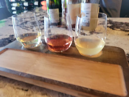 Wine Stable - Visual