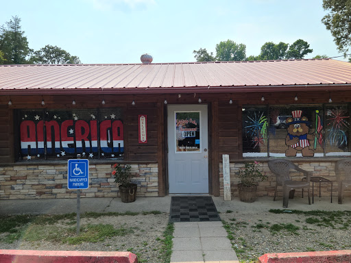 Shady Oaks Restaurant Logo