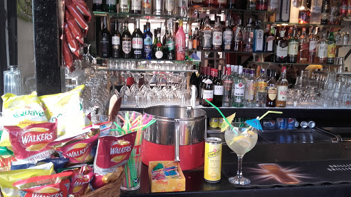 Brian's Bar - Visual