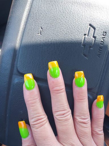 Polished Nails - Visual