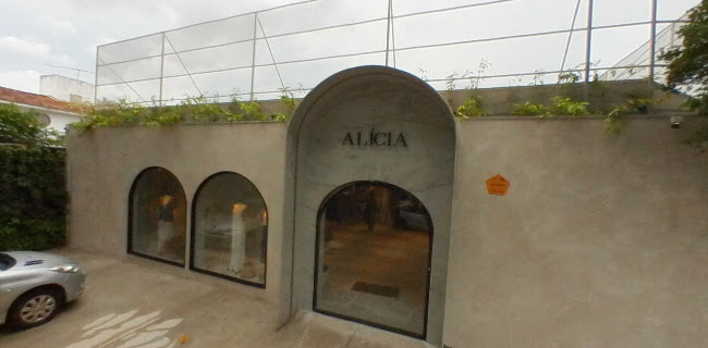 Alícia - Loja de roupa