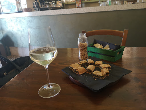 Eko Bar - Visual