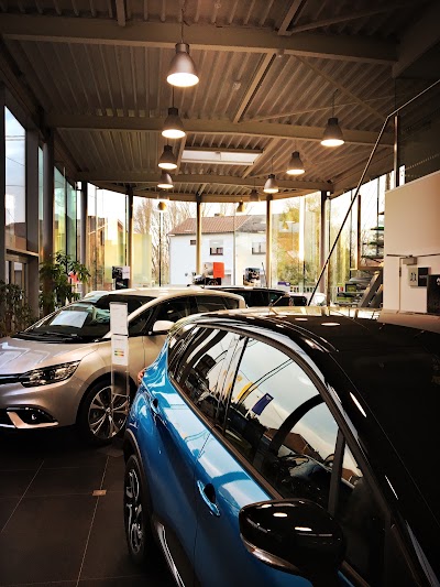 Photos of Renault Distributeur - garage Dufour