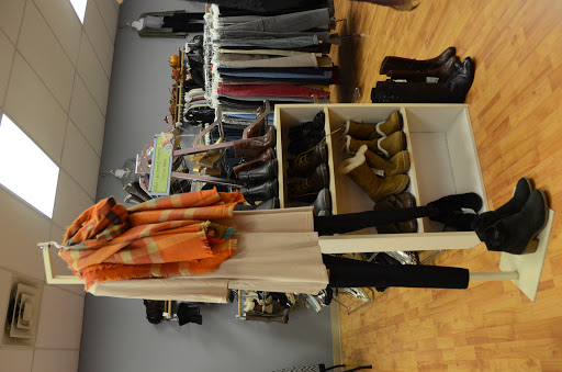 Castaways Consignment - Thumbnail