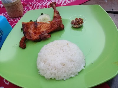 Photos of Ayam Panggang Wonogiri Yu Cempluk
