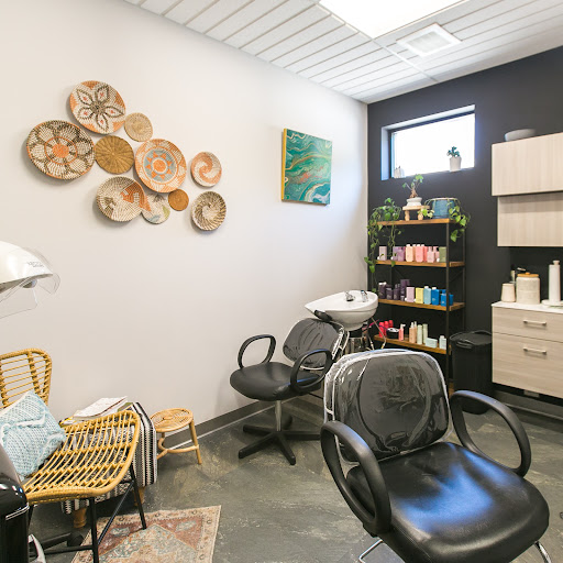 Sola Salons South Asheville - Thumbnail