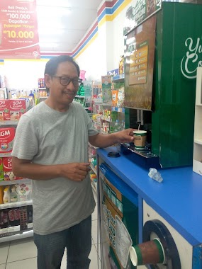 Indomaret Gading Bukit Indah 2. T2P2, Author: Agus Zein